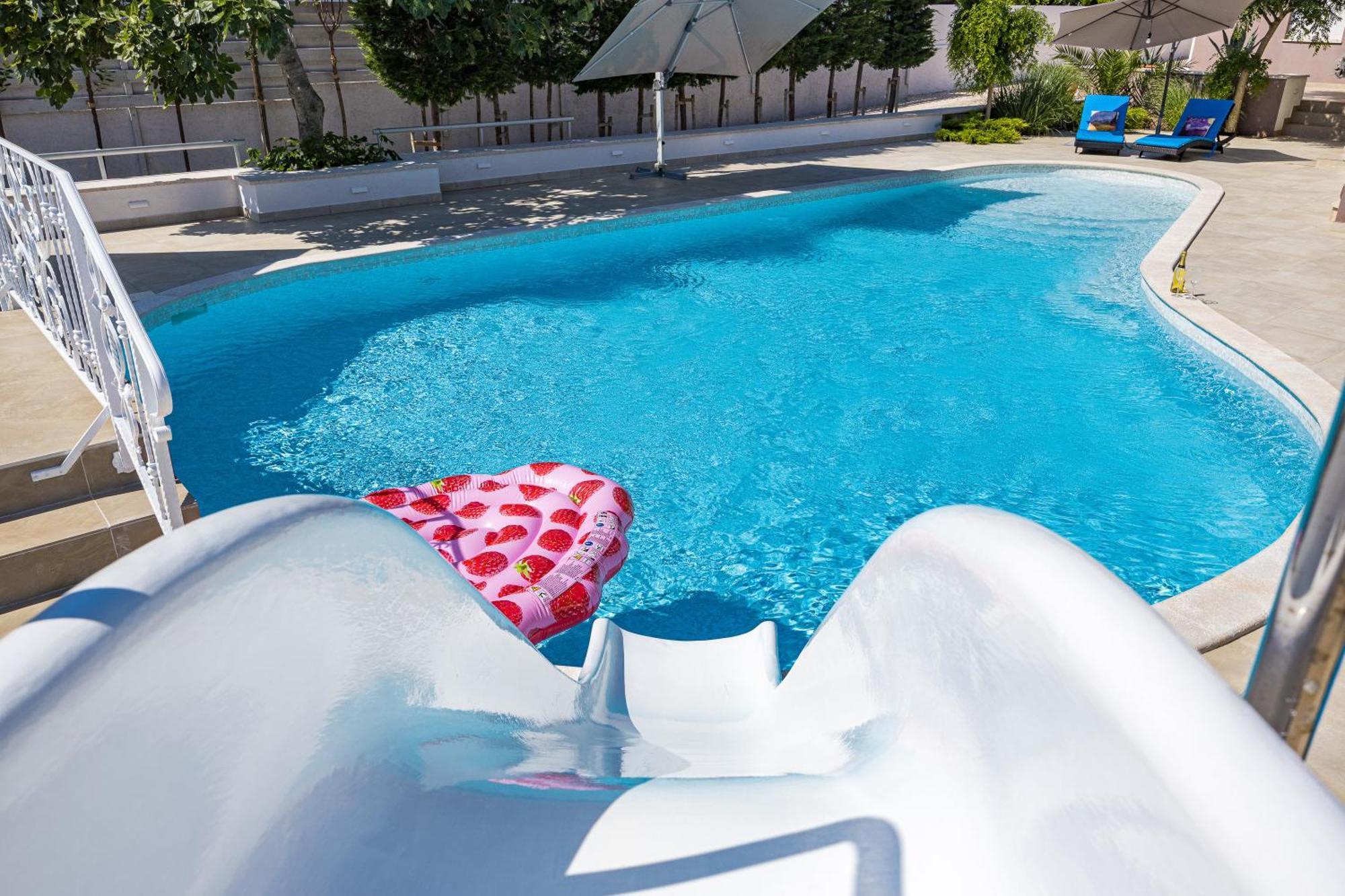 Five Bedroom Villa Emily With Pool In Medulin Zewnętrze zdjęcie