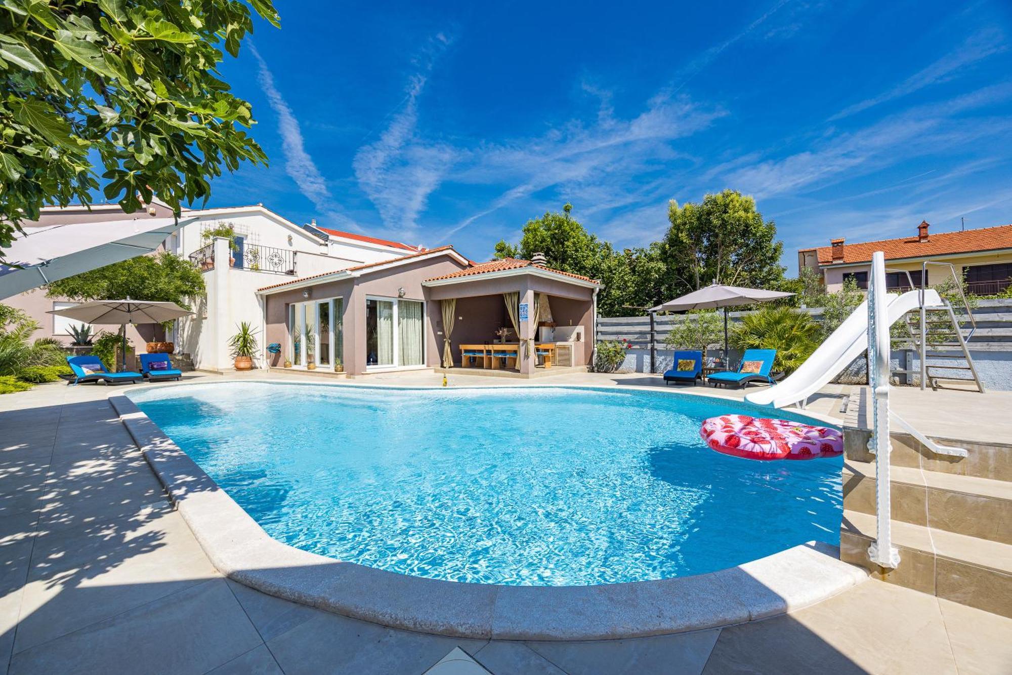 Five Bedroom Villa Emily With Pool In Medulin Zewnętrze zdjęcie